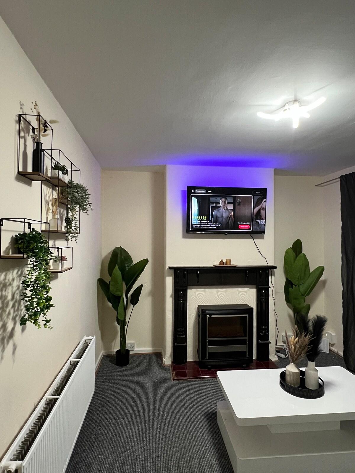 House in Manchester - G Escape3
